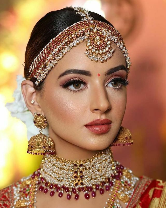 Beautiful Pakistani Bridal Makeup Designs